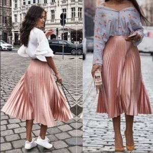 Zara pink pleated midi skirt size Medium